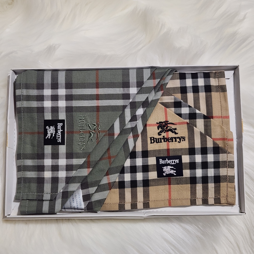Vintage Burberry Plaid Handkerchief Set